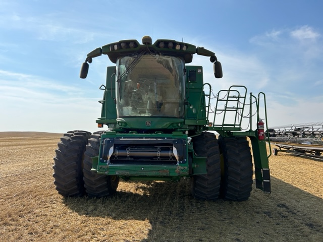 2022 John Deere S780 Combine