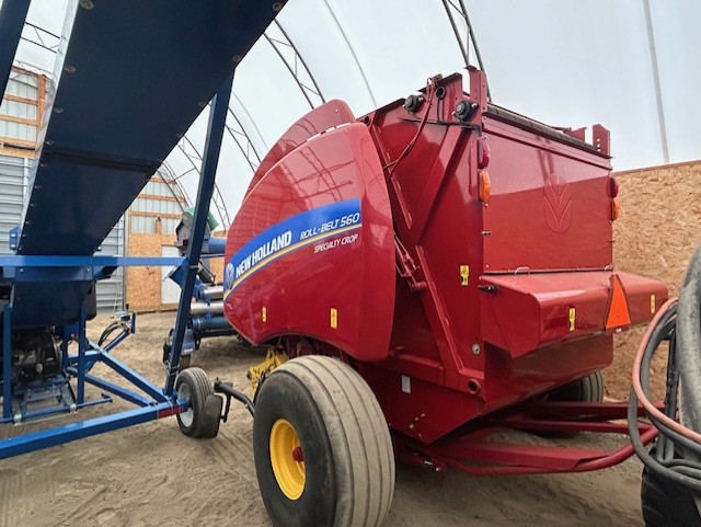 2016 New Holland RB560 Baler/Round