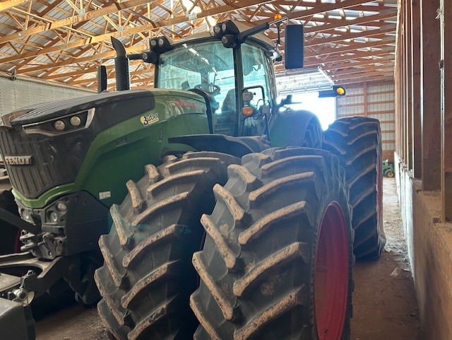 2020 Fendt 1050 Tractor