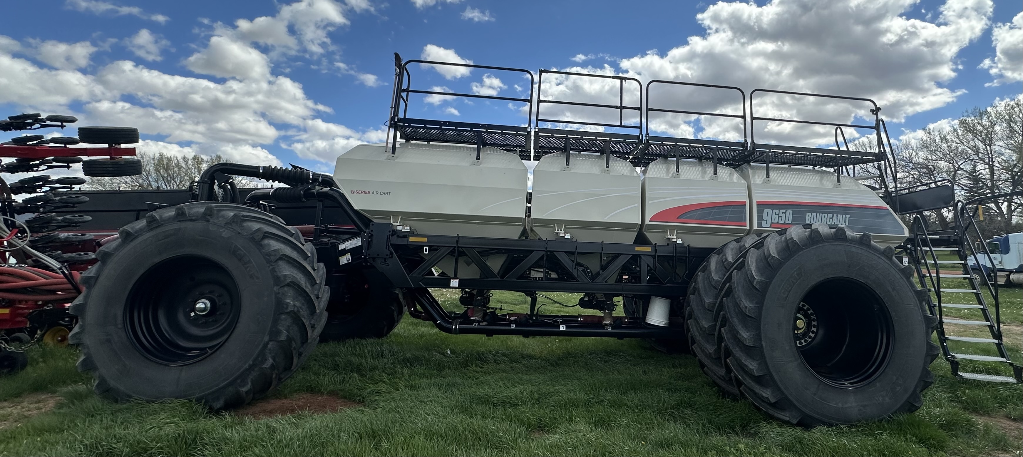 2025 Bourgault 3820 Air Drill