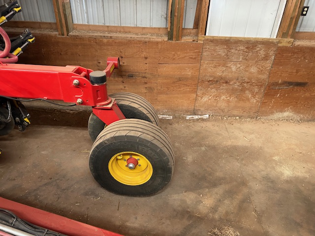 2025 Bourgault 3820 Air Drill