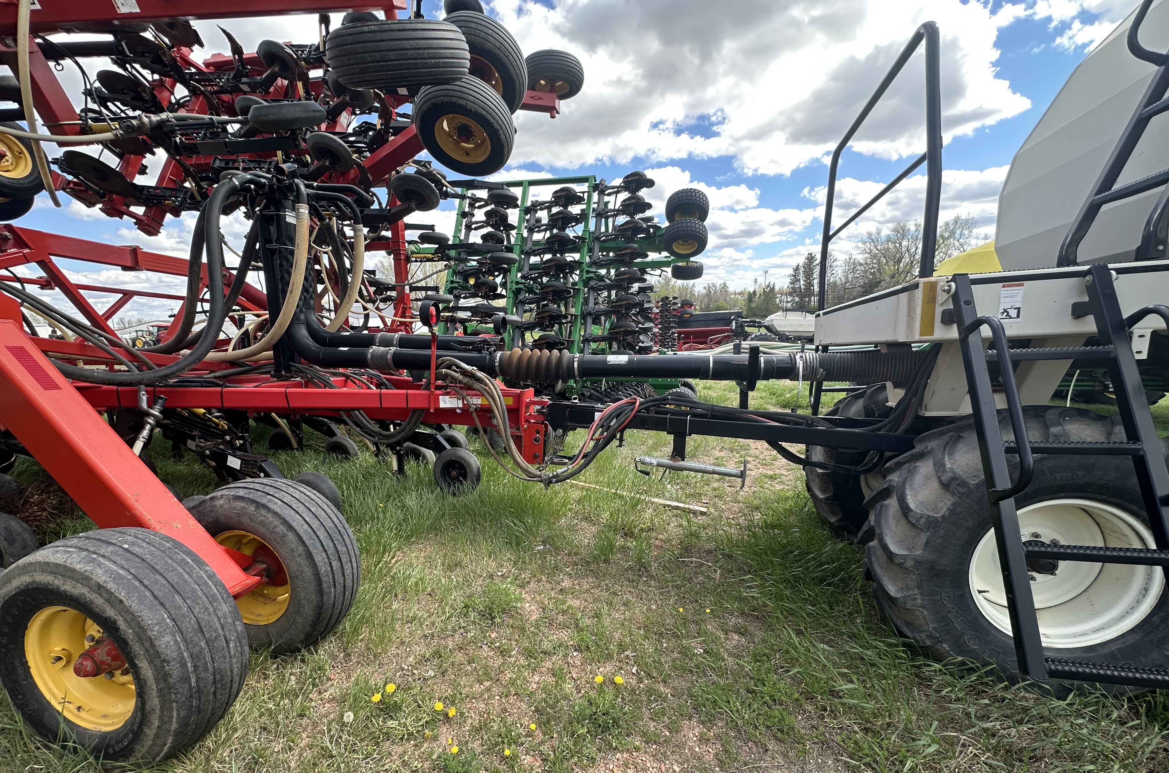 2009 Bourgault 3310 Air Drill