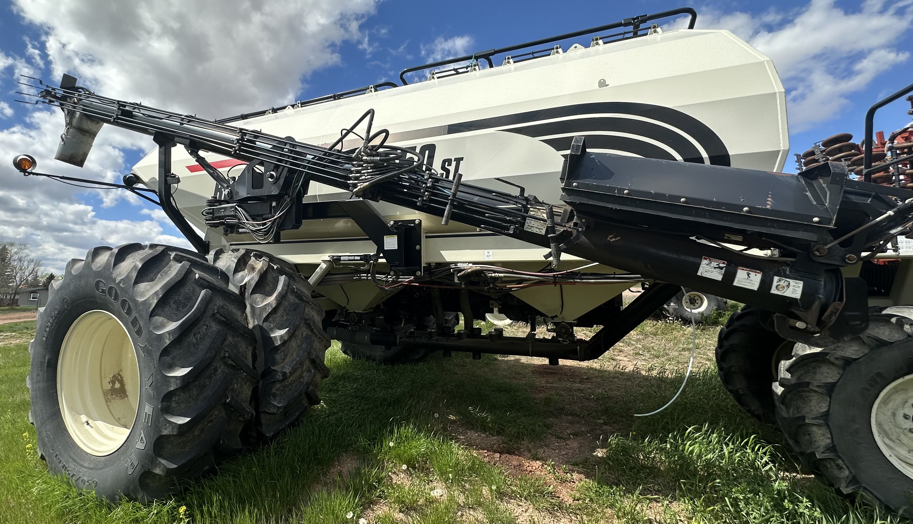 2009 Bourgault 3310 Air Drill
