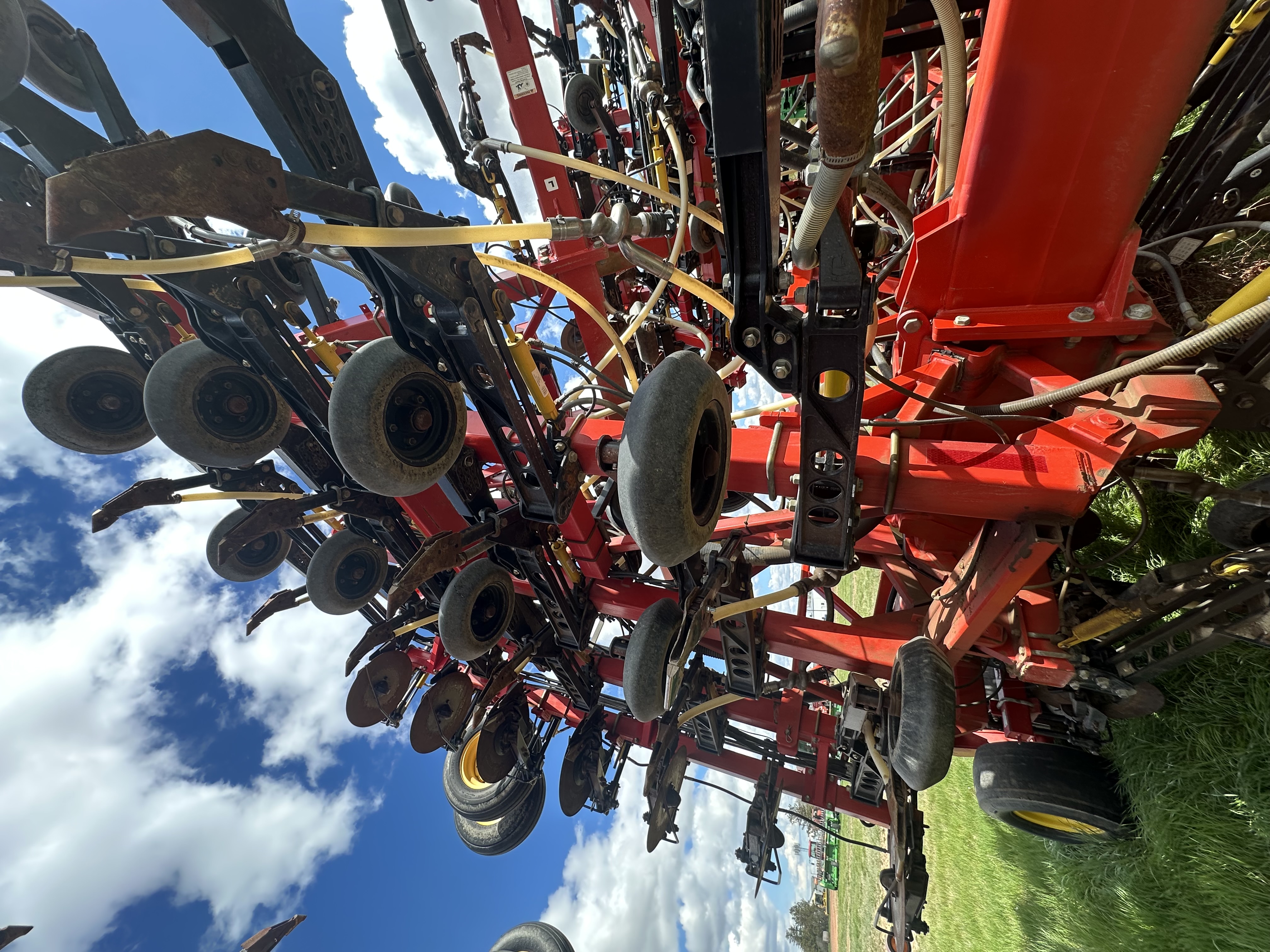 2009 Bourgault 3310 Air Drill