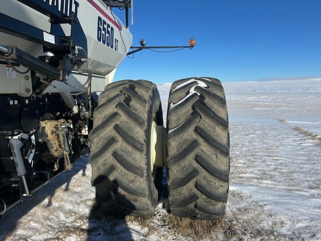 2009 Bourgault 3310 Air Drill