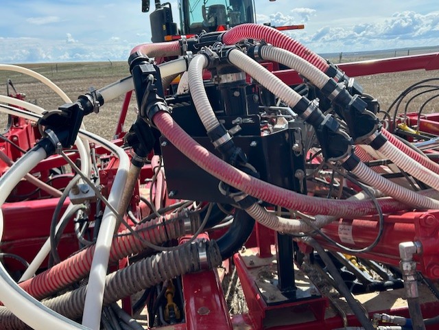 2023 Bourgault 3420-80/ Trailing 9950 Air Drill