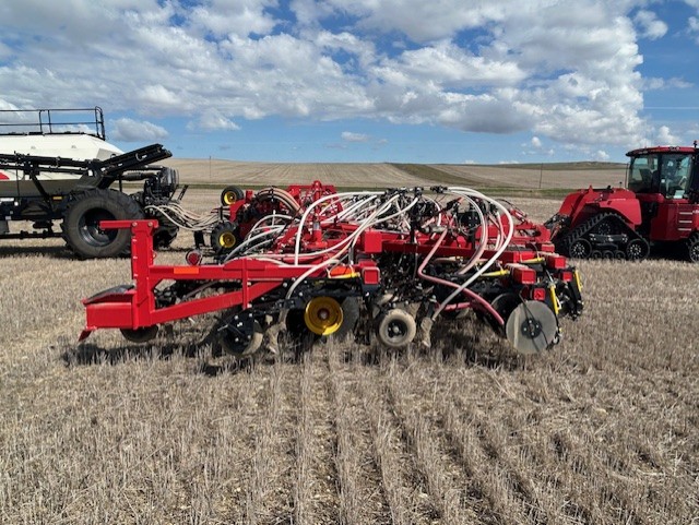 2023 Bourgault 3420-80/ Trailing 9950 Air Drill
