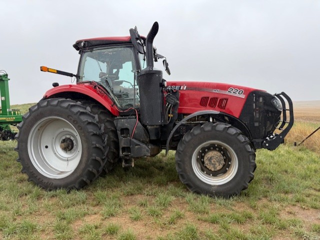 2024 Case IH Magnum 220 AFS Tractor
