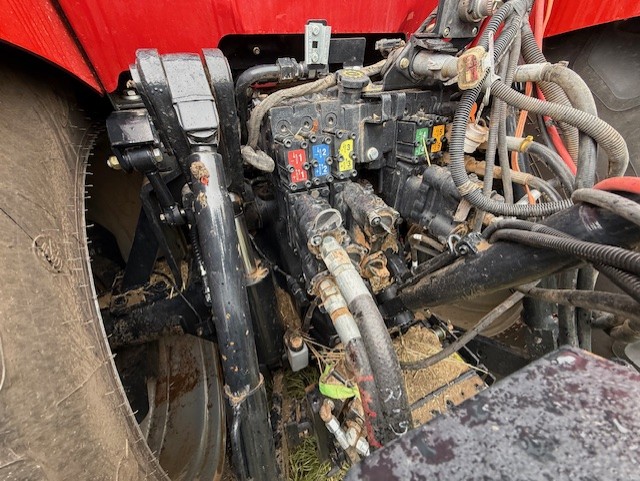 2024 Case IH Magnum 220 AFS Tractor