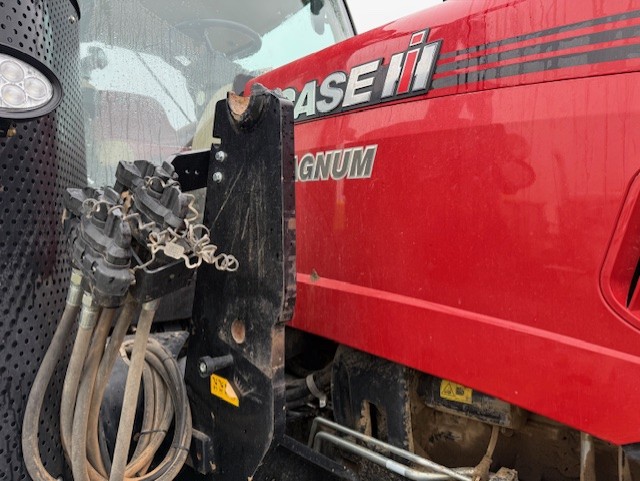 2024 Case IH Magnum 220 AFS Tractor
