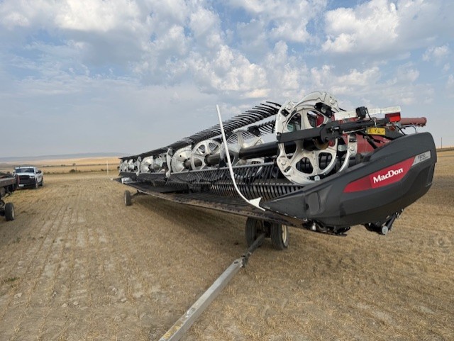 2022 MacDon FD250 Header Combine