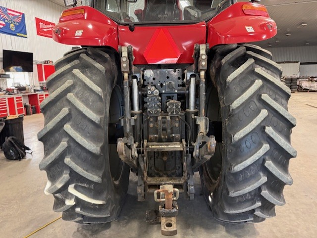 2012 Case IH Magnum 340 Tractor