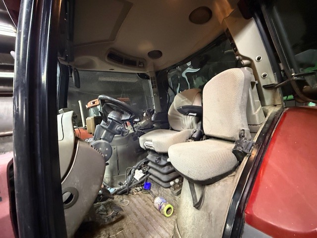 2009 Case IH Maxxum 140 Pro Tractor