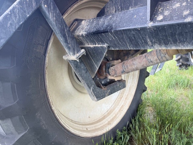 2010 Apache AS1010 Sprayer/High Clearance