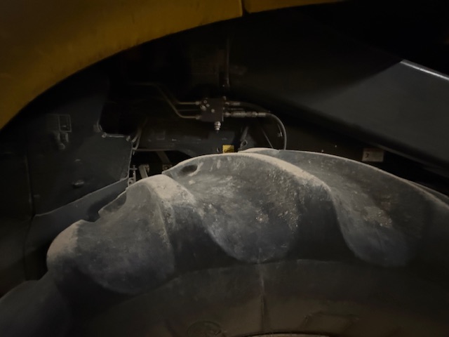 2012 New Holland CX8080 Combine
