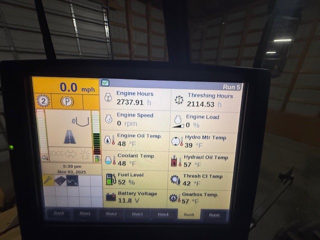 2012 New Holland CX8080 Combine