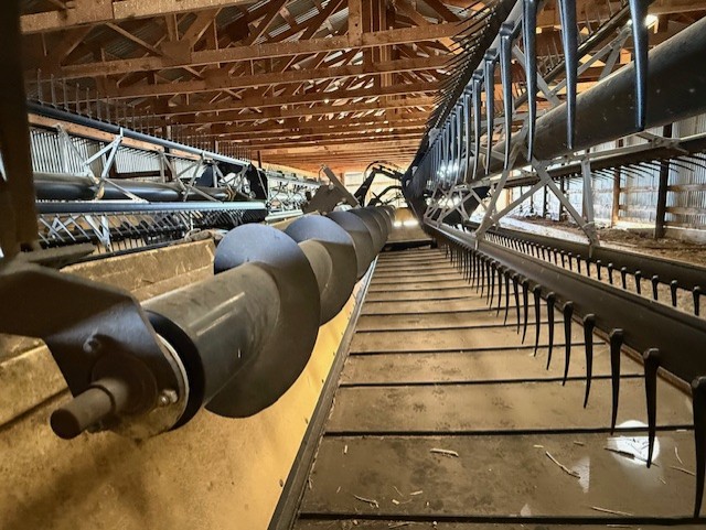 2009 New Holland 94C-40 Header Combine