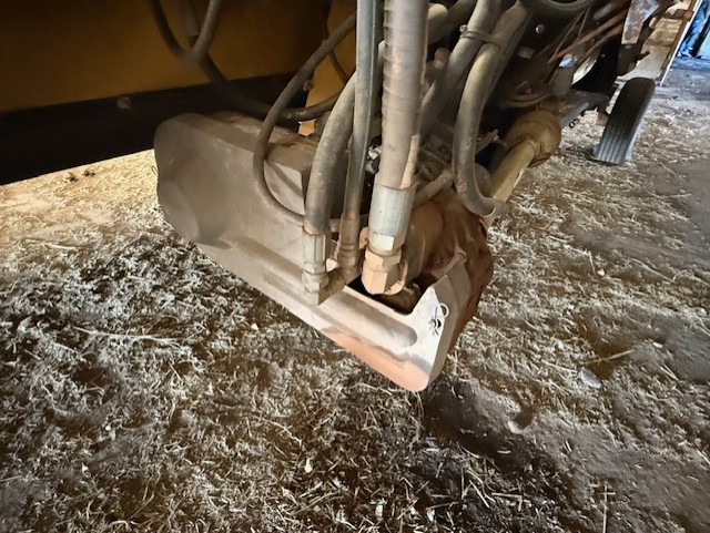 2009 New Holland 94C-40 Header Combine