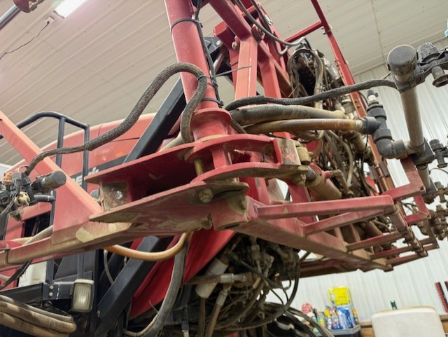 2004 Case IH SPX4410 Sprayer/High Clearance