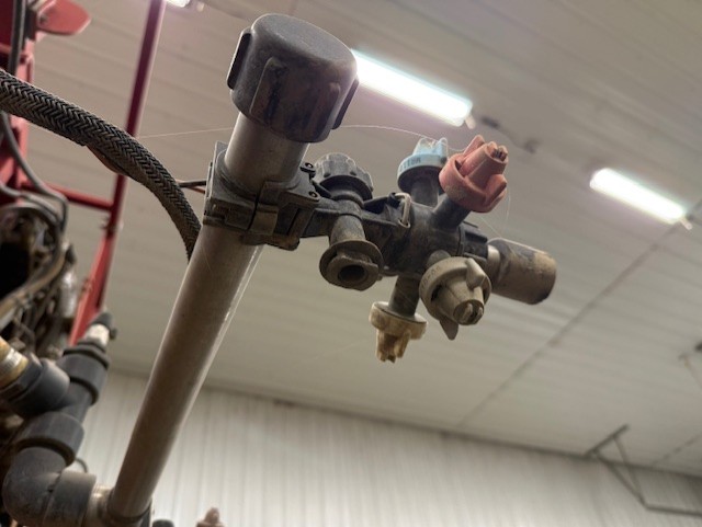 2004 Case IH SPX4410 Sprayer/High Clearance