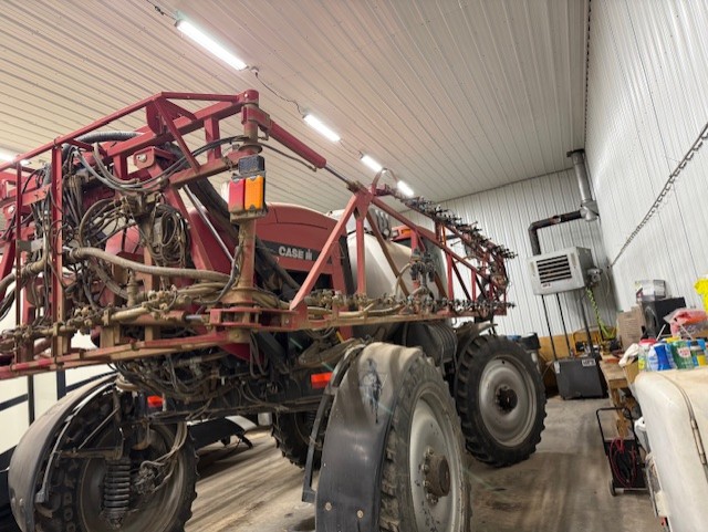 2004 Case IH SPX4410 Sprayer/High Clearance