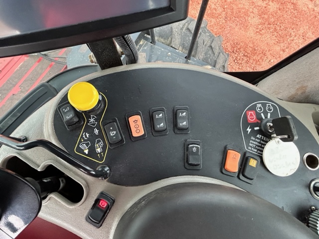 2015 Case IH WD2504 Windrower
