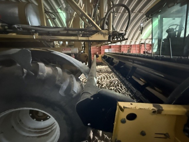 2003 New Holland HW320 Windrower