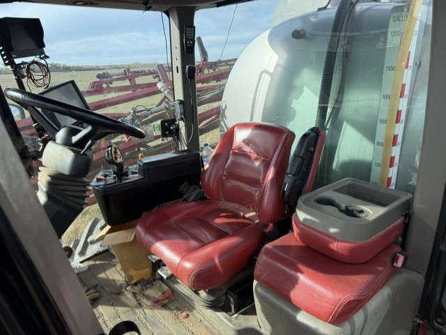 2014 Case IH Patriot 4430 Sprayer/High Clearance