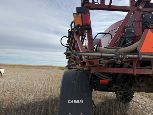 2014 Case IH Patriot 4430 Sprayer/High Clearance