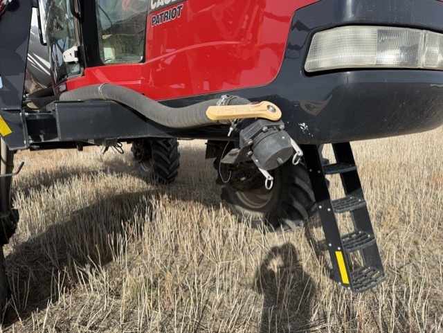 2014 Case IH Patriot 4430 Sprayer/High Clearance