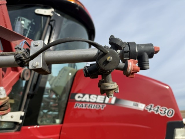 2014 Case IH Patriot 4430 Sprayer/High Clearance
