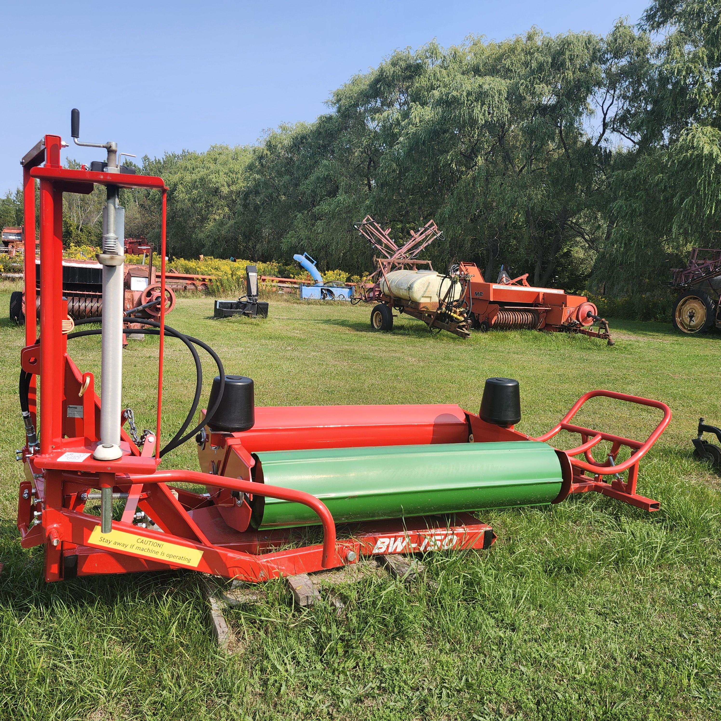 Farm King BW-150 Bale Wrapper