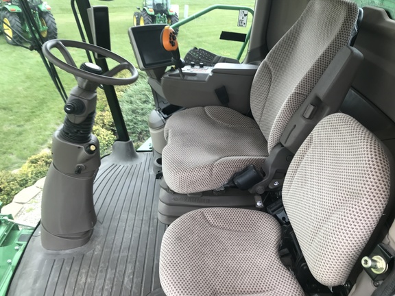 2013 John Deere S660 Combine