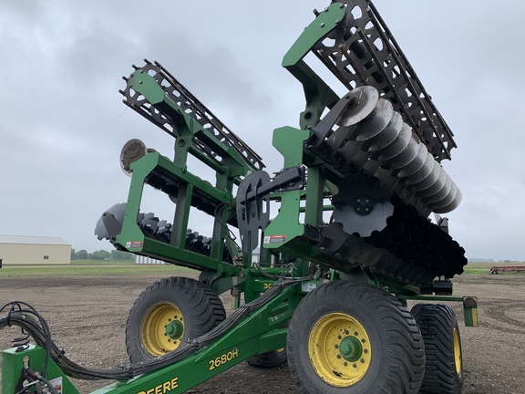 18 John Deere 2680h Disk For Sale In Spencer Ia Ironsearch