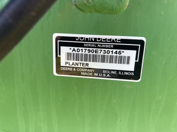 2008 John Deere 1790 Planter