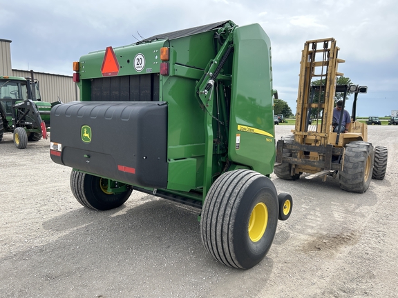 2021 John Deere 560R Baler/Round