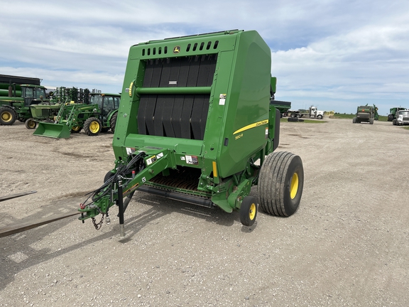 2021 John Deere 560R Baler/Round