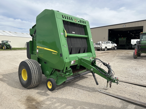 2021 John Deere 560R Baler/Round