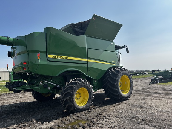2023 John Deere S780 Combine