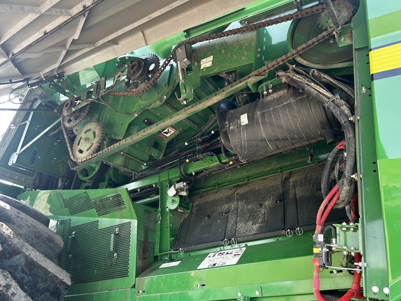 2023 John Deere S780 Combine