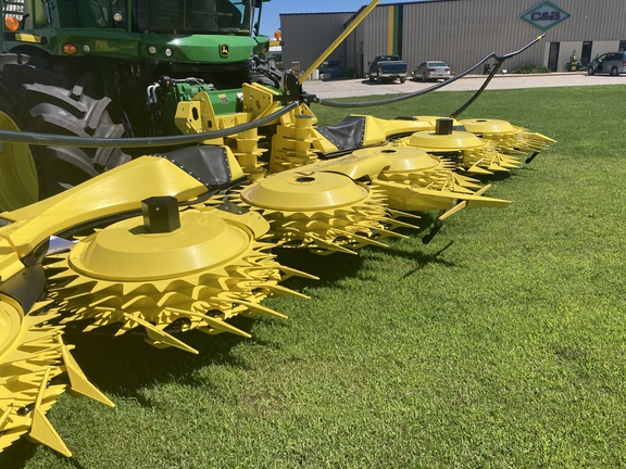 2023 John Deere 772 Header Forage