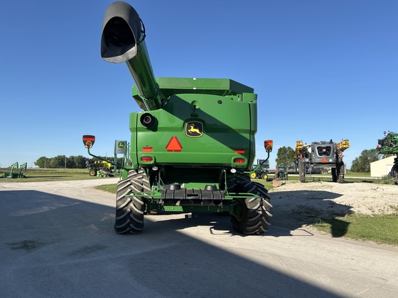 2021 John Deere S780 Combine