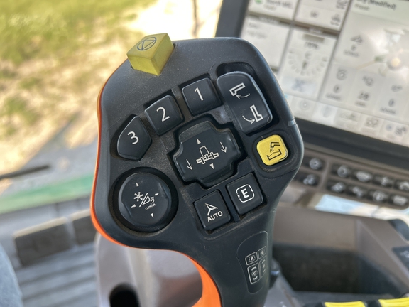 2021 John Deere S780 Combine