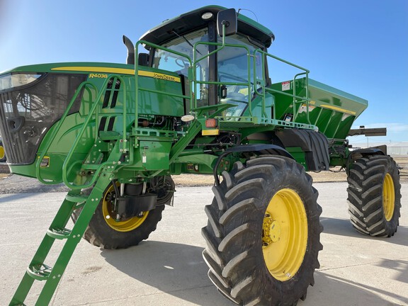 2018 John Deere R4038 Sprayer/High Clearance