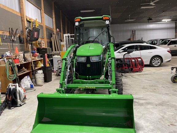 2024 John Deere 3046R Tractor Compact