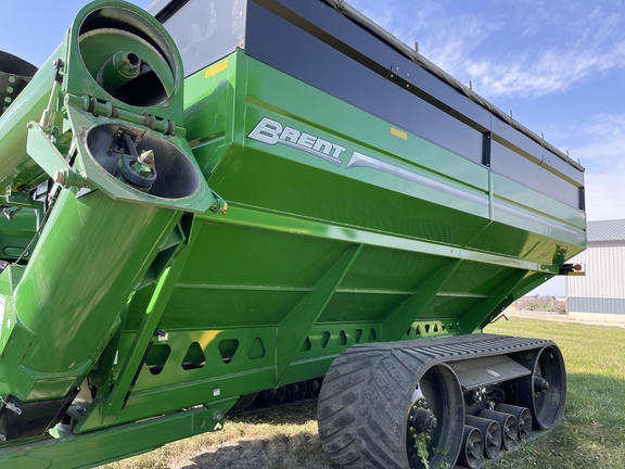 2021 Brent 1396 Grain Cart