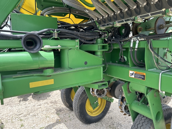 2009 John Deere 1770NT CCS Planter