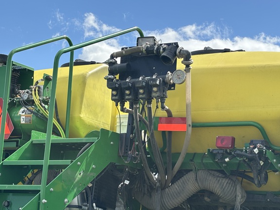 2020 John Deere 1775NT Planter