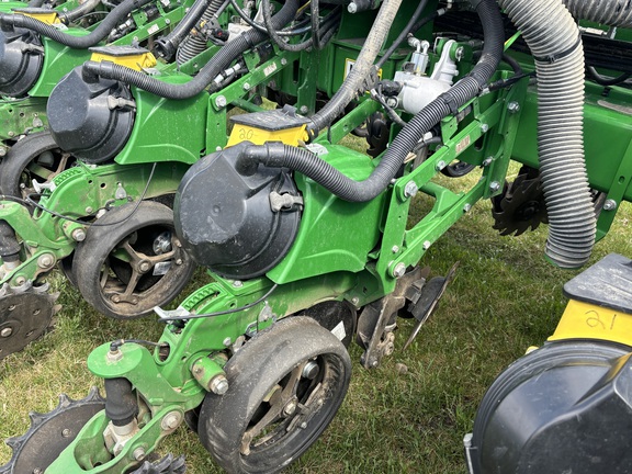 2020 John Deere 1775NT Planter