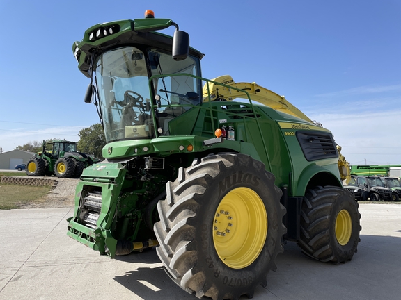 2020 John Deere 9900 Forage Harvester